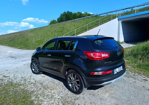 Kia Sportage cena 39900 przebieg: 219000, rok produkcji 2012 z Góra małe 352